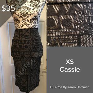 Black & White pencil skirt Cassie